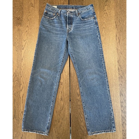 Levi’s Premium 501 Straight Fit Button Fly Denim Jeans Big E Men’s 28x30 Pockets